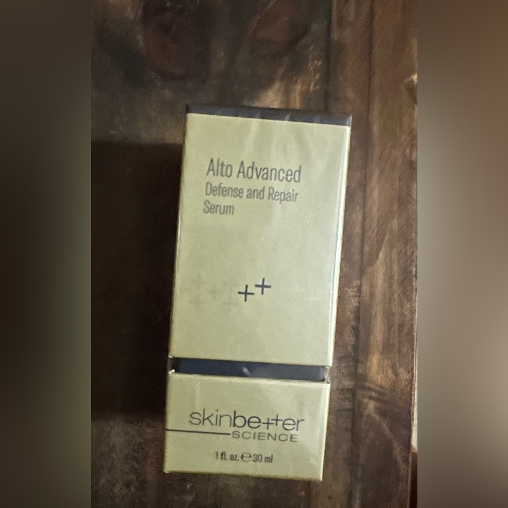 Alto Advanced Defense and Repair Serum — Cream Bottle